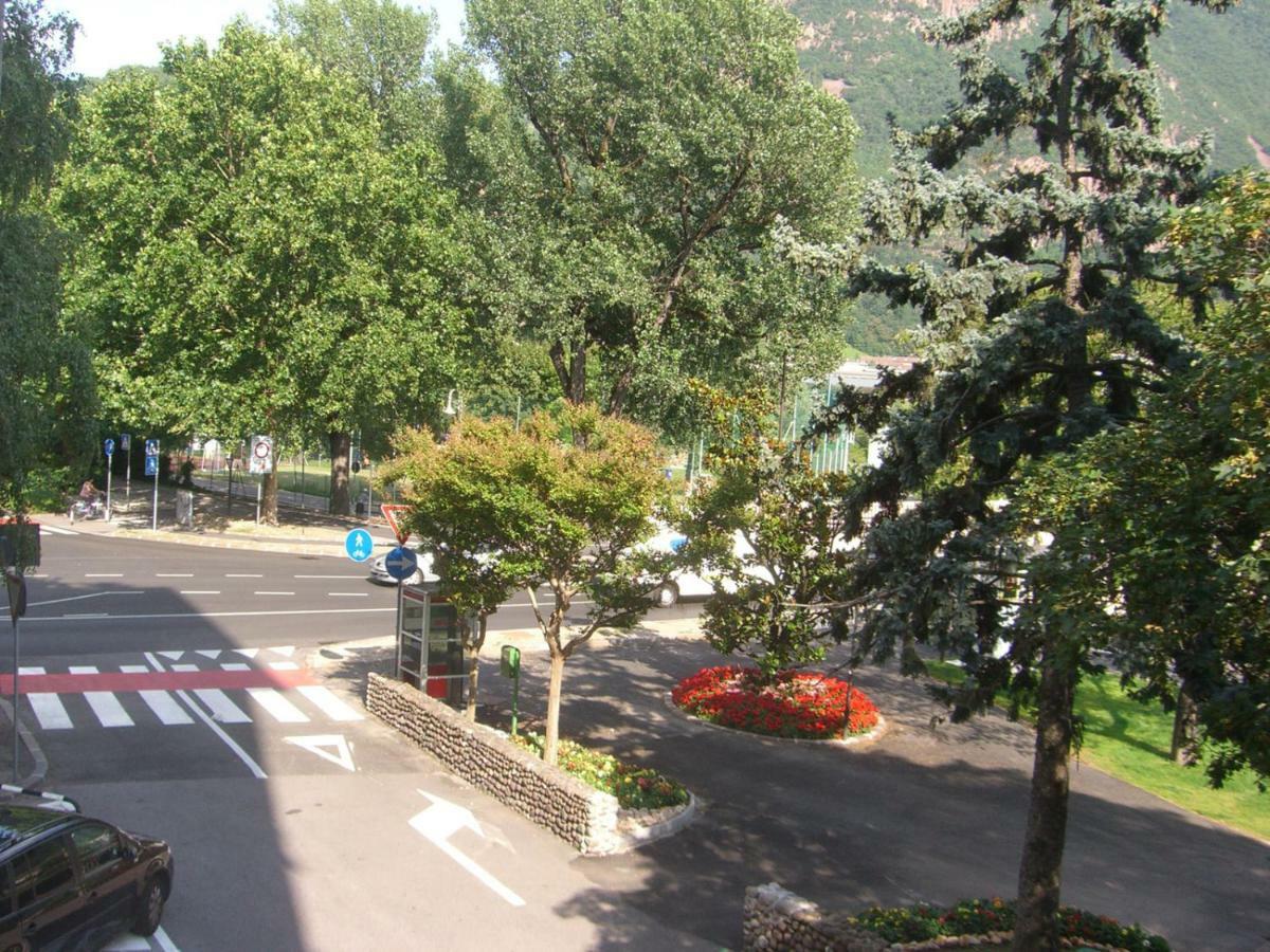 Roma Ariston 8 Apartment Bolzano Bagian luar foto